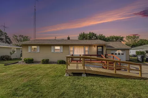 981 Vinewood, Saint Joseph, MI 49085