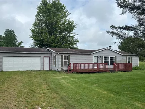 9670 Sayers, Munith, MI 49259