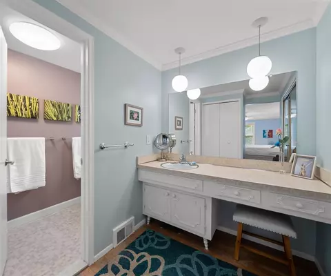 Bath - 3204 Farmbrook, Ann Arbor, MI 48108 photo 3 of 6