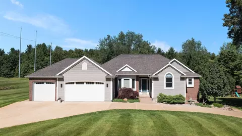 7306 Pin Oak, Augusta, MI 49012