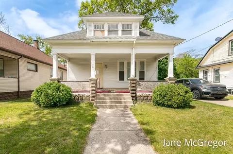 256 W W Frst, Muskegon, MI 49441