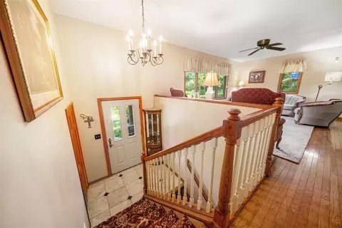 Entry Way - 5600 Cross, Concord, MI 49237 photo 1 of 1