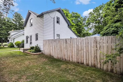 Exterior - 407 W W Pne, Big Rapids, MI 49307 photo 3 of 11