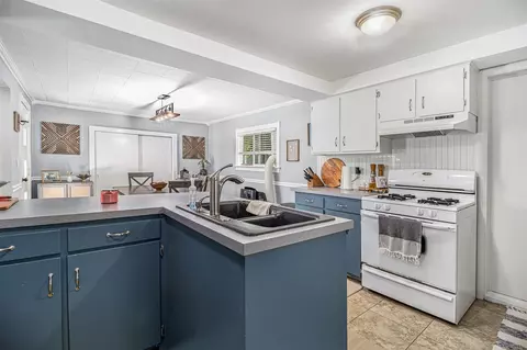 Kitchen - 407 W W Pne, Big Rapids, MI 49307 photo 2 of 2