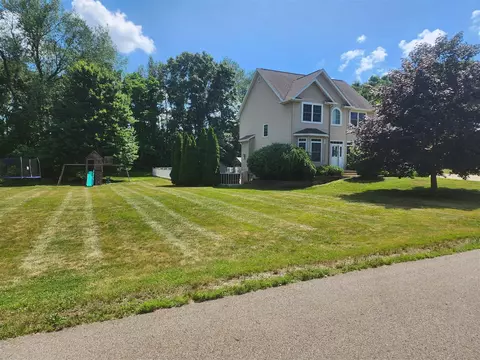 8270 Robins, Battle Creek, MI 49014