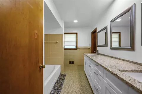 11245 Maxwell, Warren, MI 48089 photo 5