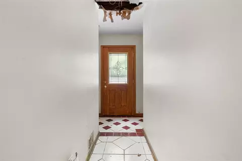 Entry Way - 7906 N 43rd, Augusta, MI 49012 photo 1 of 2