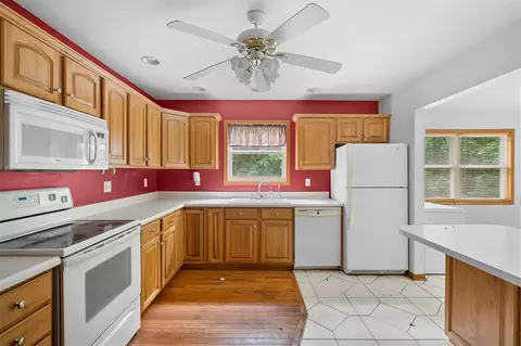 Kitchen - 7906 N 43rd, Augusta, MI 49012 photo 2 of 4