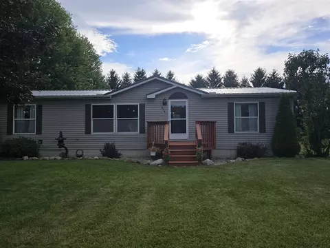 Exterior - 274 Pioneer, Mendon, MI 49072 photo 2 of 8