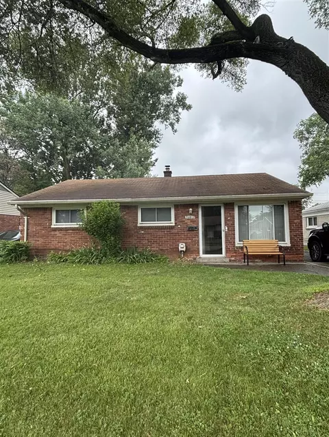 26013 Kathy, Roseville, MI 48066