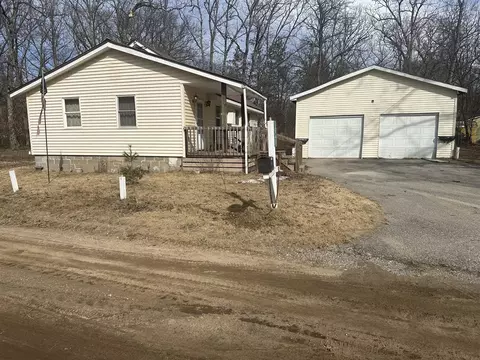 8942 28th, Bitely, MI 49309 photo 2