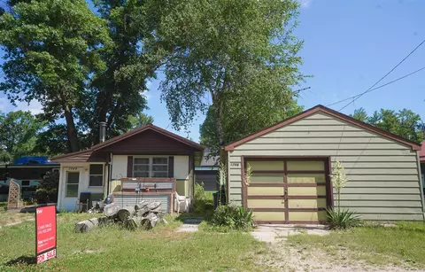 1786 S S Cp, White Cloud, MI 49349