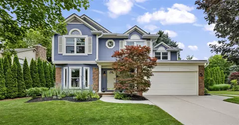 1015 Pointe Place Blvd, Rochester, MI 48307