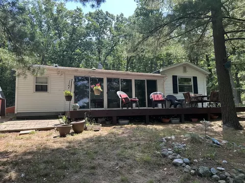 9347 S Rainbow Lk, Baldwin, MI 49304