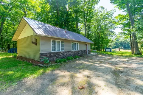 11901 187th, Stanwood, MI 49346