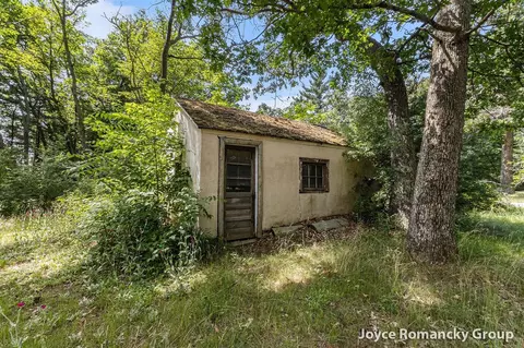 Exterior - 5752 E 52nd, Newaygo, MI 49337 photo 9 of 9