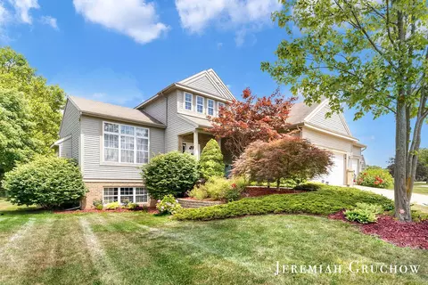 5322 S Silverstone, Comstock Park, MI 49321