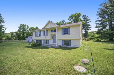 131 N East, Napoleon, MI 49261