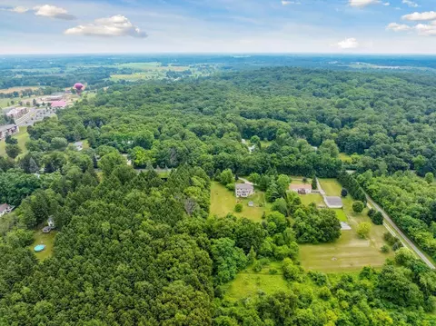 View/Area - 7118 Browns Lk, Jackson, MI 49201 photo 4 of 10
