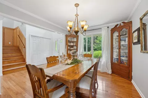 Dining - 7118 Browns Lk, Jackson, MI 49201 photo 3 of 3
