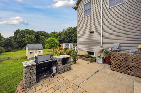 Exterior - 7118 Browns Lk, Jackson, MI 49201 photo 13 of 16