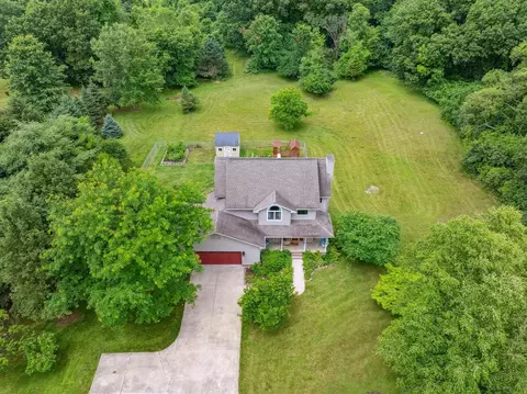 View/Area - 7118 Browns Lk, Jackson, MI 49201 photo 9 of 10