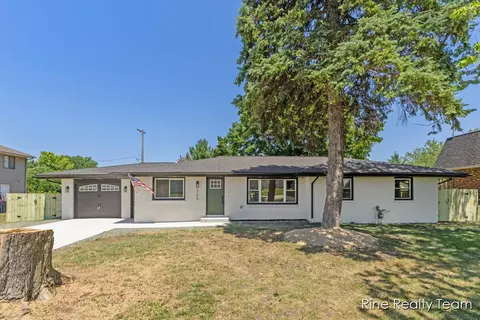 365 E 40th, Holland, MI 49423