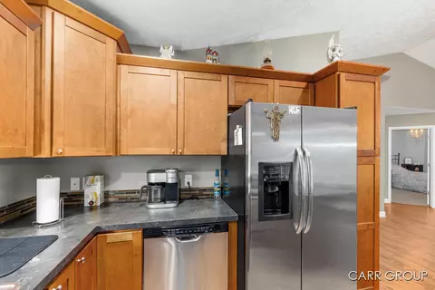 2808 Creekside, Dorr, MI 49323 photo 10
