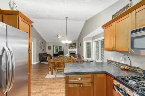 2808 Creekside, Dorr, MI 49323 photo 9