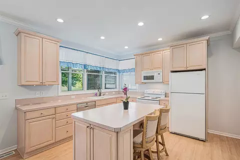 424 Summer Grv, Douglas, MI 49406 photo 7
