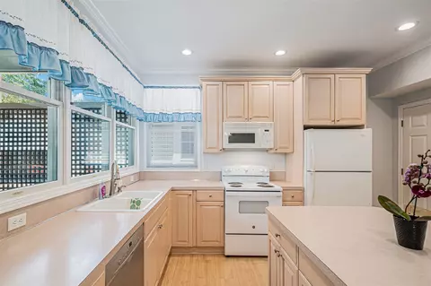 424 Summer Grv, Douglas, MI 49406 photo 6
