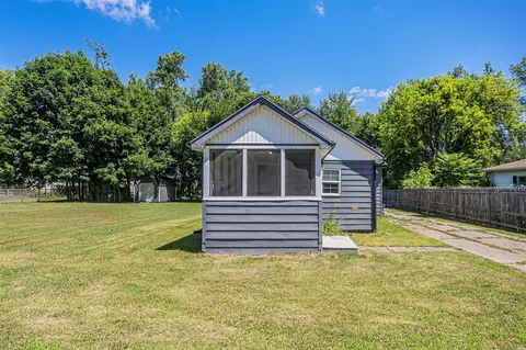 313 Fulton, Buchanan, MI 49107