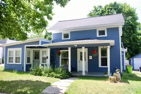 211 E Coffren, Greenville, MI 48838