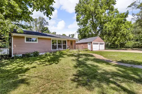 1196 S Dettman, Jackson, MI 49203