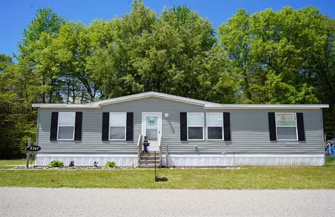 8747 Muirfield, West Olive, MI 49460