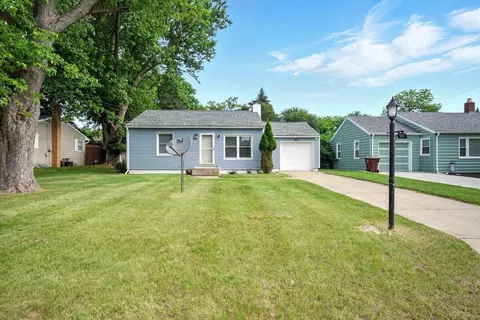 Exterior - 500 Heyser, Jackson, MI 49203 photo 2 of 14