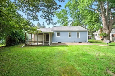 Exterior - 500 Heyser, Jackson, MI 49203 photo 12 of 14