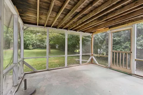 Exterior - 500 Heyser, Jackson, MI 49203 photo 8 of 14