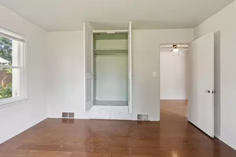 Bedroom - 500 Heyser, Jackson, MI 49203 photo 2 of 3