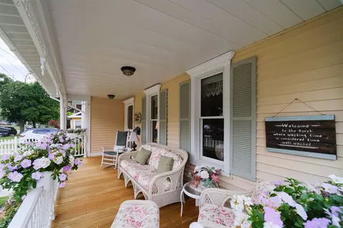 Exterior - 286 5th, Manistee, MI 49660 photo 4 of 15