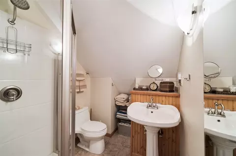 Bath - 286 5th, Manistee, MI 49660 photo 5 of 5