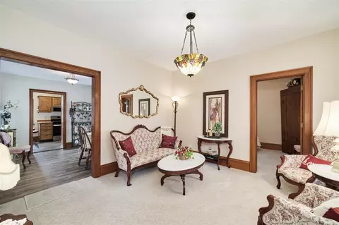 Living - 286 5th, Manistee, MI 49660 photo 1 of 6