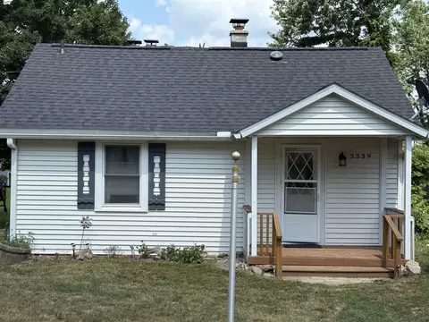 3339 Dumont Lake Dr, Allegan, MI 49010