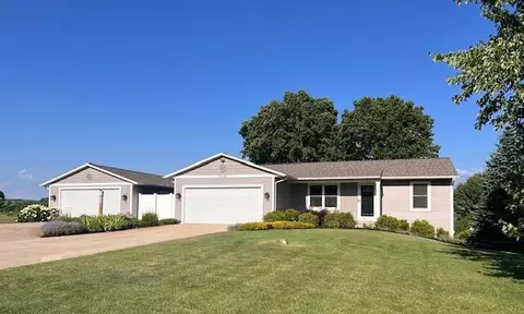 2138 Rozell, Middleville, MI 49333