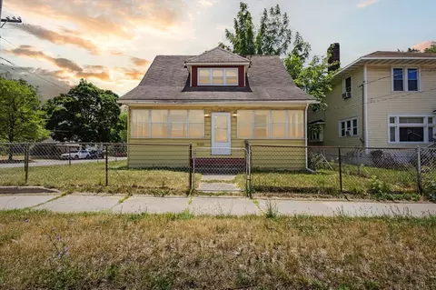 400 Burton, Grand Rapids, MI 49507
