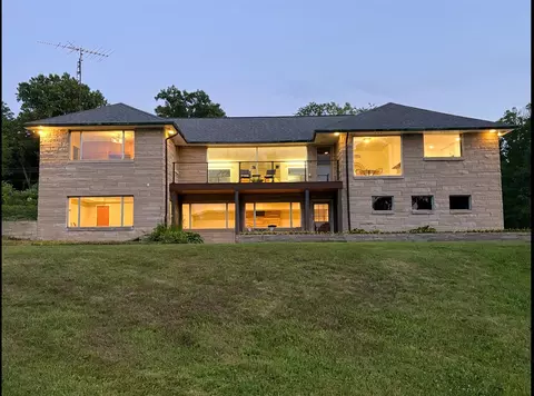 Exterior - 3017 Niles Buchanan, Buchanan, MI 49107 photo 2 of 15