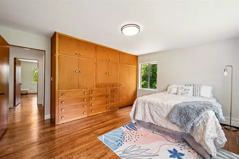 Bedroom - 3017 Niles Buchanan, Buchanan, MI 49107 photo 2 of 5