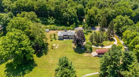 View/Area - 3017 Niles Buchanan, Buchanan, MI 49107 photo 2 of 9