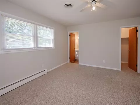 Bedroom - 4409 E T U, Vicksburg, MI 49097 photo 2 of 4