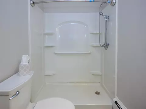 Bath - 4409 E T U, Vicksburg, MI 49097 photo 3 of 3